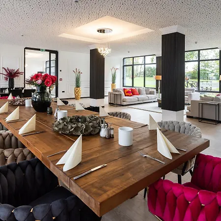 136 Salinenparc Design Budget